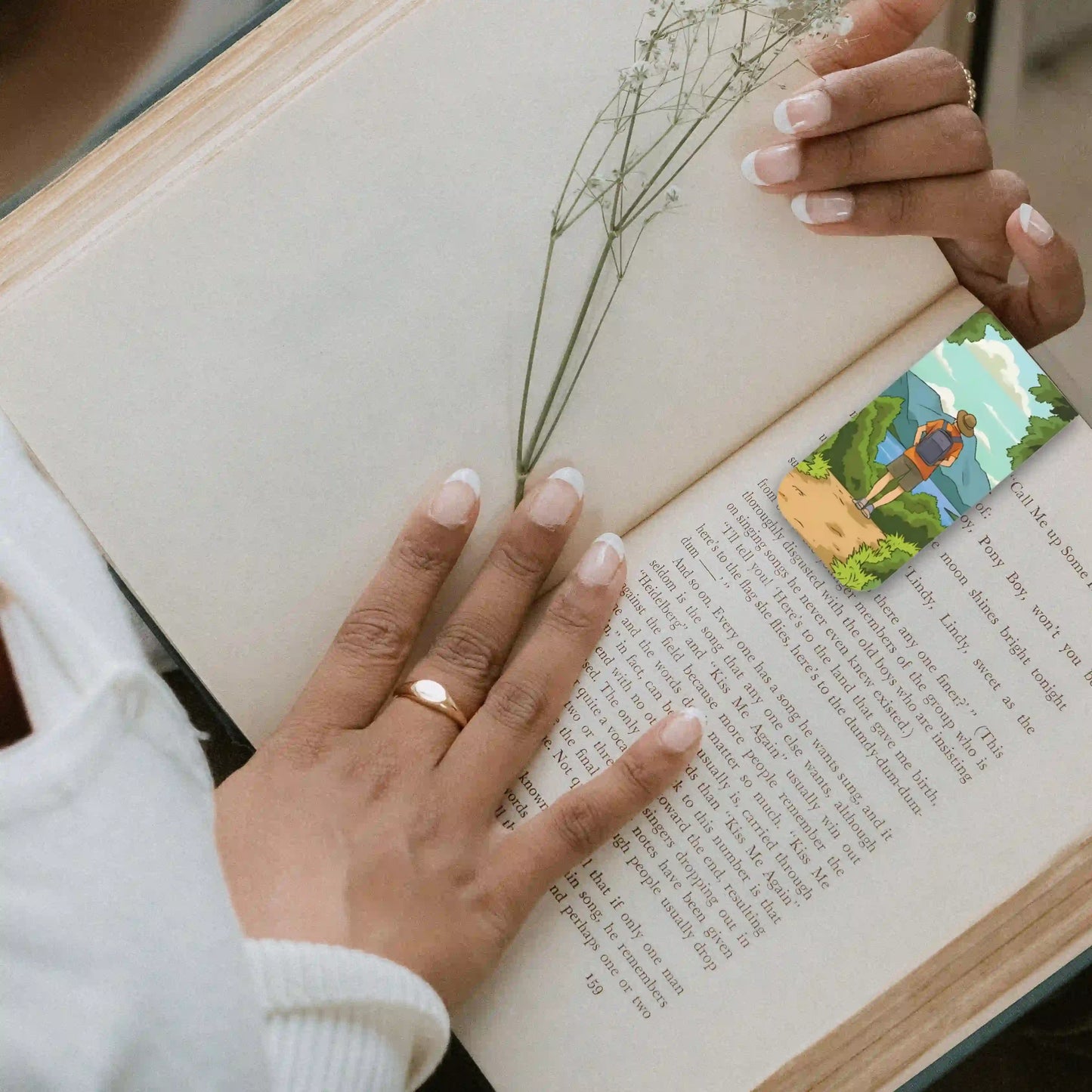 Travel Vibe Magnetic Bookmarks (Set of 9)